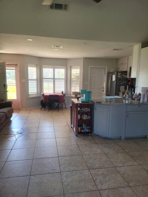 Holiday home Beautiful 3 Bedroom 4 Minutes From The Pensacola