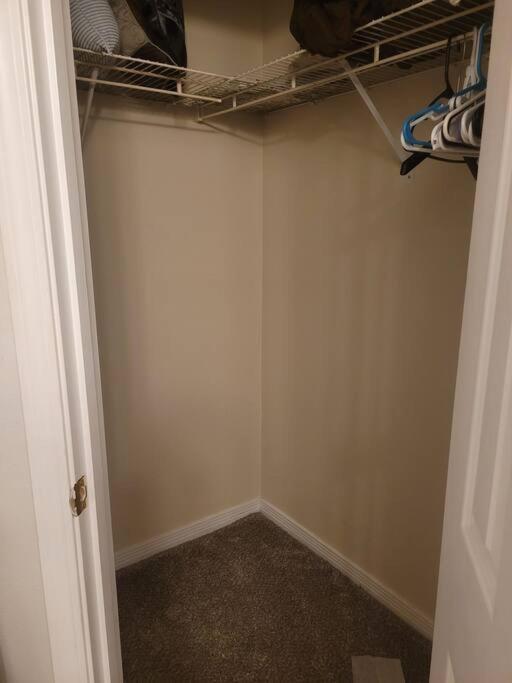 Beautiful 3 Bedroom 4 Minutes From The * Pensacola